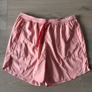 NWT Nike Stride Dri-FIT 7" DM4761-824 Brief-Lined Running Shorts - Size XL Coral